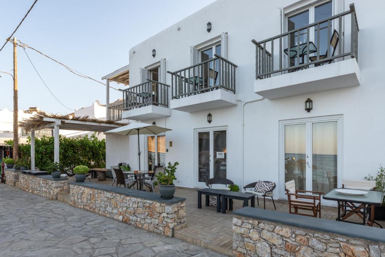 Uno Luxury Apartment With Sea View Livadia  Exterior photo