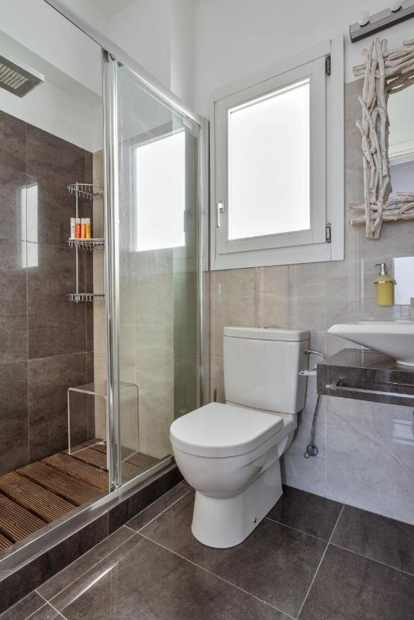 Uno Luxury Apartment With Sea View Livadia  Exterior photo