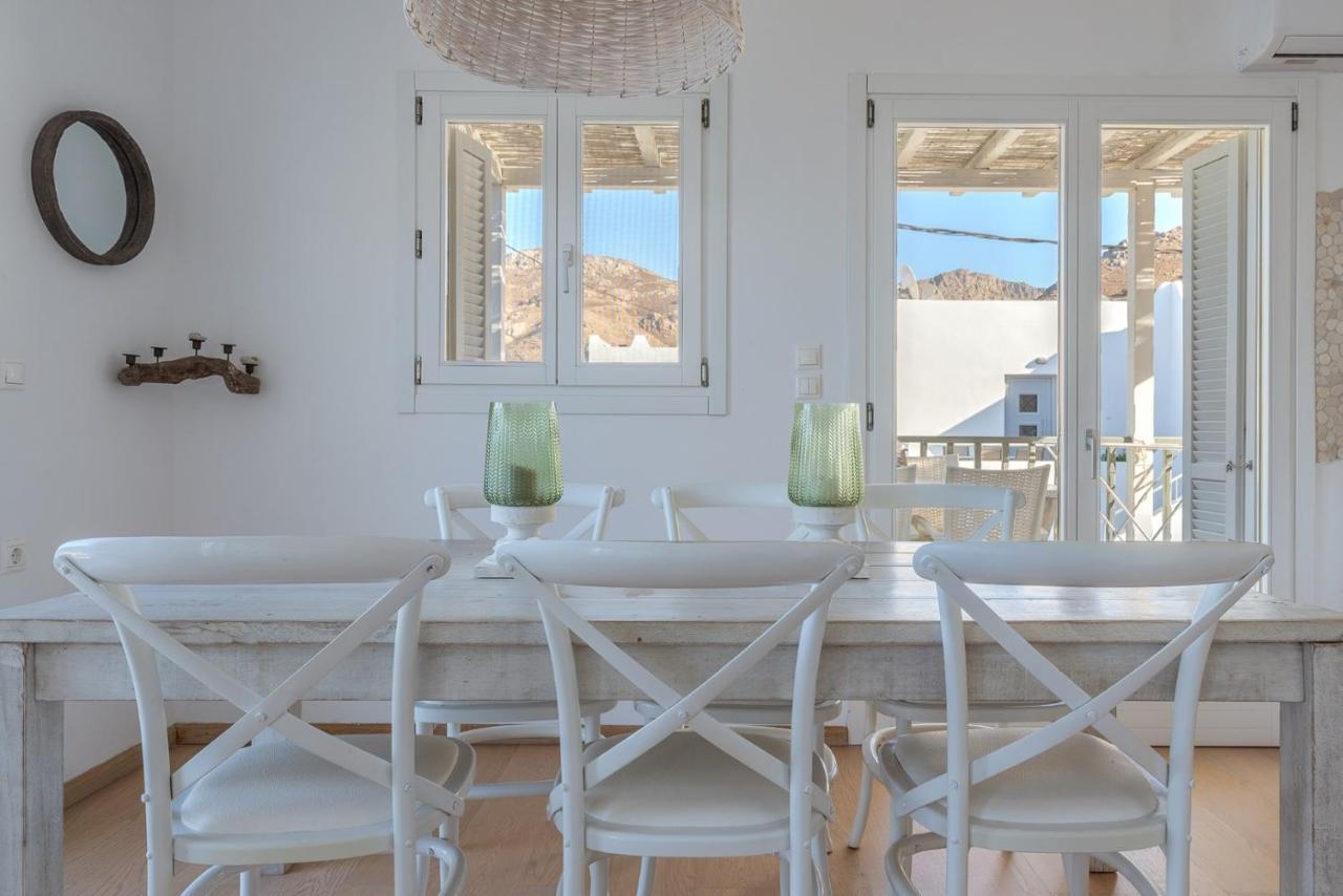 Uno Luxury Apartment With Sea View Livadia  Exterior photo